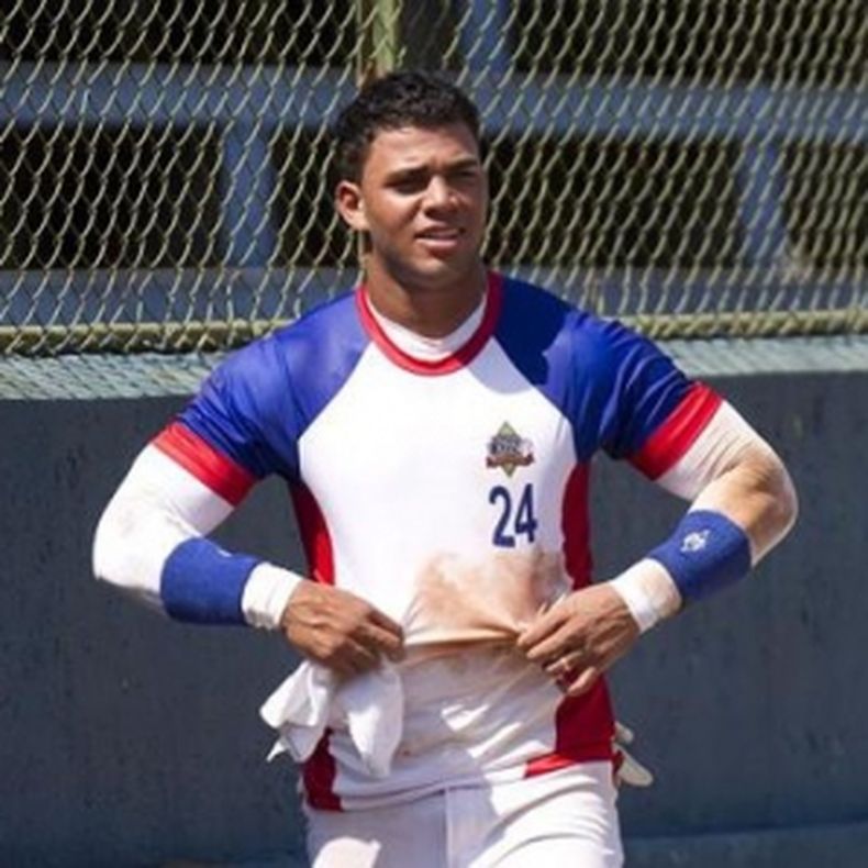 'Batea muy bien. Su carrera también es buena. Vi a mucha gente emocionada con su desempeño', dice Fred Ferreira, de los Orioles de Baltimore.