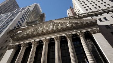facebook lastra al sector tecnologico en wall street