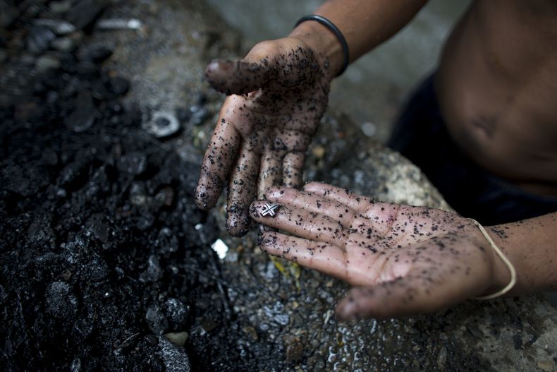 REP-GEN_VENEZUELA-CHATARREROS_DE_RIO-7.jpg