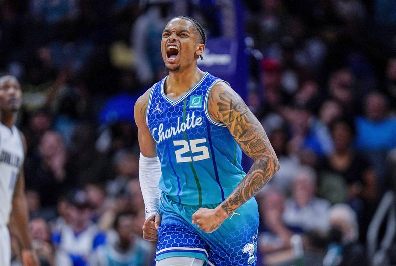 DEP-BAS MAVERICKS-HORNETS