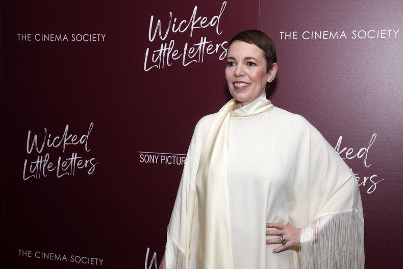 Olivia Colman en una función de Wicked Little Letters ofrecida por Sony Pictures Classics y The Cinema Society, en el Crosby Street Hotel el miércoles 20 de marzo de 2024, en Nueva York. (Foto Charles Sykes/Invision/AP)