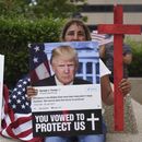 Trump propone acuerdo de dos fases en política migratoria