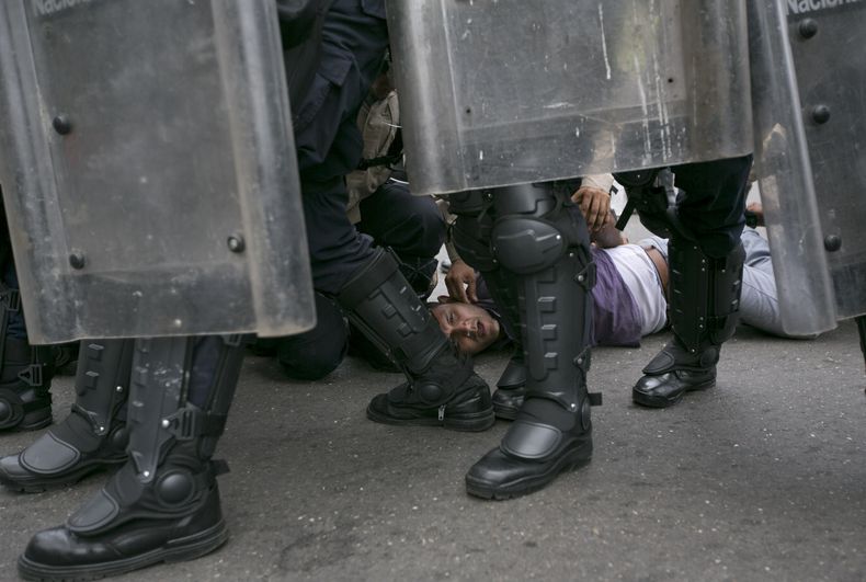 REP-GEN_VENEZUELA-ESPERANZAS_PERDIDAS-ANALISIS-7.jpg