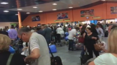 habana: aeropuerto reinicia vuelos tras el paso de irma