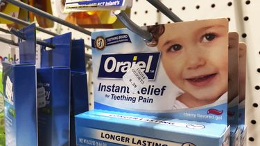 Advierten sobre remedio para dentición dirigido a niños