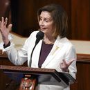 Pelosi sigue en Congreso, no aspira a puesto de liderazgo