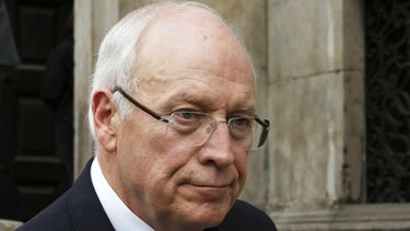 Cheney temió atentado mediante su desfibrilador