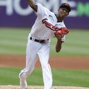 McKenize lanza 8 entradas y Guardianes supera a Astros