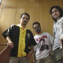 Los integrantes de la banda mexicana Midnight Generation, Fernando Mares, de izquierda a derecha, Samuel Márquez y Luis Carlos Balderrama posan para un retrato en la Ciudad de México el 28 de septiembre de 2023. (Foto AP/Berenice Bautista)