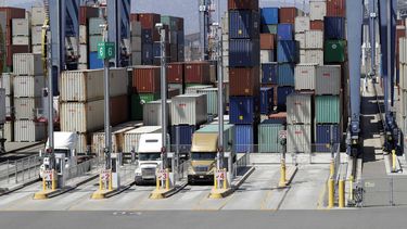 Aumenta déficit comercial de EEUU a su máximo desde febrero