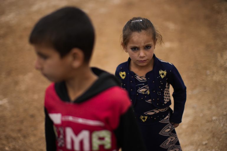 AP Fotos: Ciudad en Idlib, Siria, transformada por la guerra