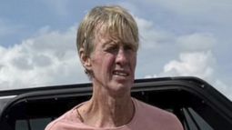 ARCHIVO – En esta imagen, publicada por la comisaría del condado de Martin, Florida, se muestra el arresto de Ryan Wesley Routh, sospechoso de un aparente intento de asesinato contra Donald Trump, el 15 de septiembre de 2024. (Comisaría del condado de Martin vía AP, Archivo)