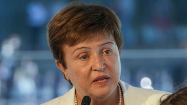 Titular del FMI se reúne con junta que hace pesquisa interna