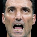 El técnico de Argentina Lionel Scaloni canta el himno nacional previo a la semifinal contra Inglaterra en el Mundial, el miércoles 15 de julio de 2026, en Atlanta. (AP Foto/Rebecca Blackwell)