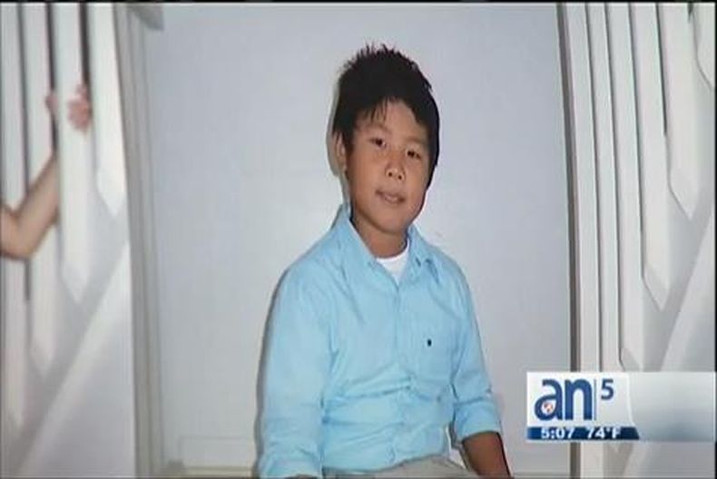 Familiares de un niño que murió baleado por ladrones en el noroeste de Miami piden la colaboración de la comunidad para hallar a los autores del crimen.