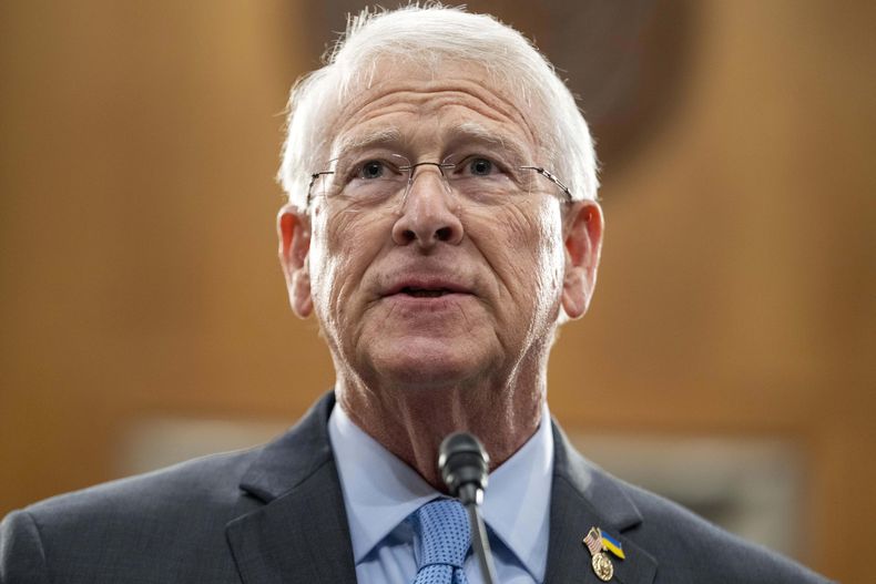 El senador Roger Wicker, republicano por Mississippi, durante un evento en el Capitolio en Washington, el 9 de abril de 2024. (AP Foto/Jacquelyn Martin, Archivo)