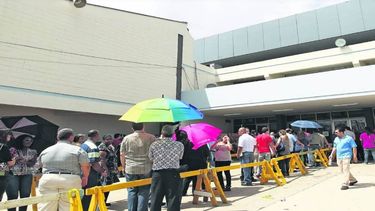 victimas de maltrato boricuas reclutados por empresas de ee.uu.