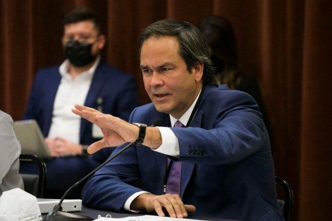 Edison Avilés, presidente del Negociado de Energía