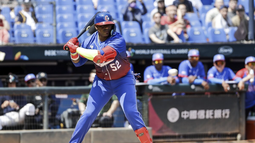 ex-mlb yoenis cespedes deja la concentracion de cuba por problemas personales y viaja a miami