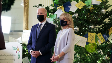 biden presenta su plan para combatir el covid-19 y sus variantes en el invierno