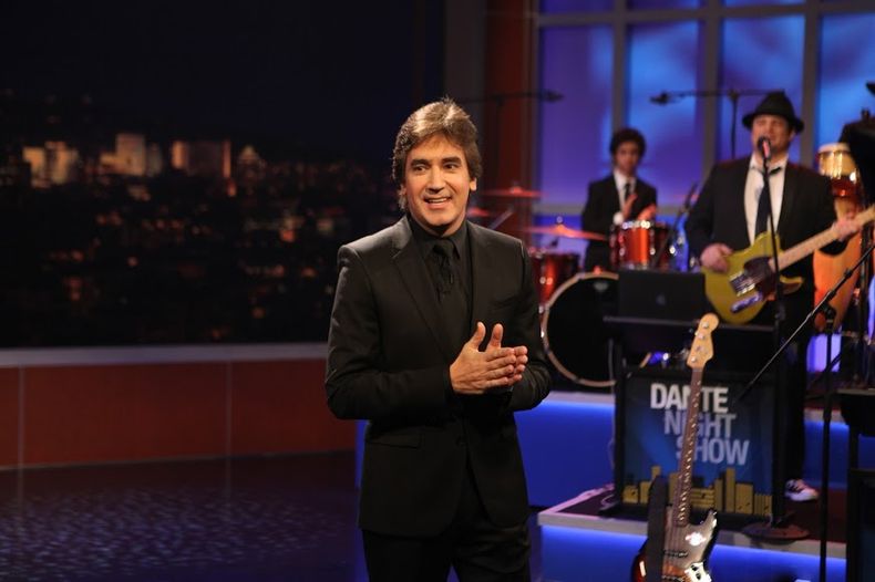 De Lunes a Viernes por AméricaTeve "Dante Night Show". Monólogos para disfrutar en familia con historias que nos harán identificar. Acido, ingenioso, amigable e imperdible!