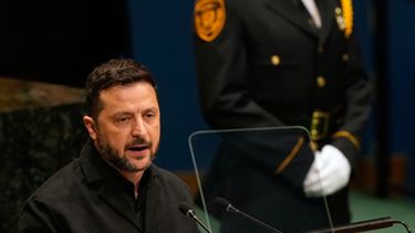El presidente de Ucrania, Volodymyr Zelenskyy, habla durante la 81ra sesión de la Asamblea General de Naciones Unidas, el miércoles 23 de septiembre de 2026. (AP Foto/Seth Wenig)