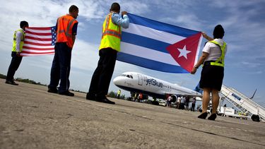 EEUU retira restricciones de vuelos hacia Cuba