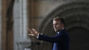 Médicos franceses exigen protección ante amenazas de muerte