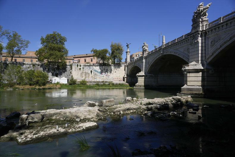 EUR-CLI ITALIA-SEQUÍA-PUENTE
