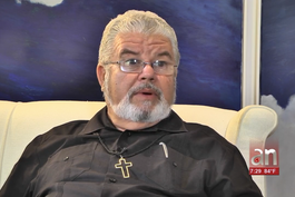 padre jose conrado le envia duro mensaje al papa francisco: los cubanos sentimos vergüenza de usted