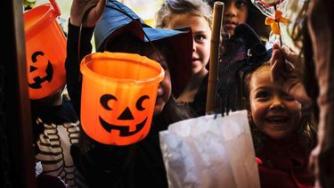 la policia se prepara para halloween