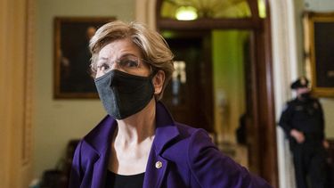 EEUU: Senadores Warren y Booker dan positivo a COVID-19