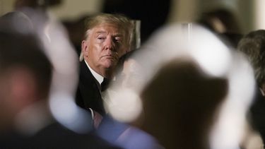 Caso Ucrania-Trump presenta desafío para los demócratas