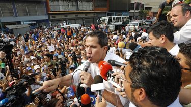 guaido denuncia que capriles y stalin gonzalez negociaron a sus espaldas con maduro