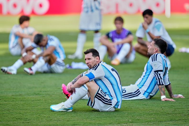 El argentino Lionel Messi (10) reacciona tras la final de la Copa del Mundo de fútbol entre España y Argentina en East Rutherford, Nueva Jersey, cerca de Nueva York, el domingo 19 de julio de 2026. (Foto AP/Ashley Landis)