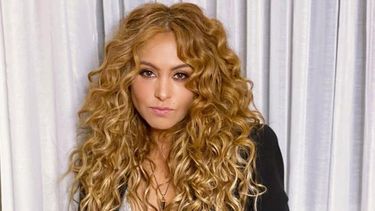 el espectacular pastel y los detalles de la fiesta de paulina rubio por su cumple 51