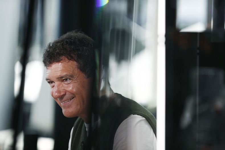 ESP-CIN_ANTONIO_BANDERAS-0.jpg