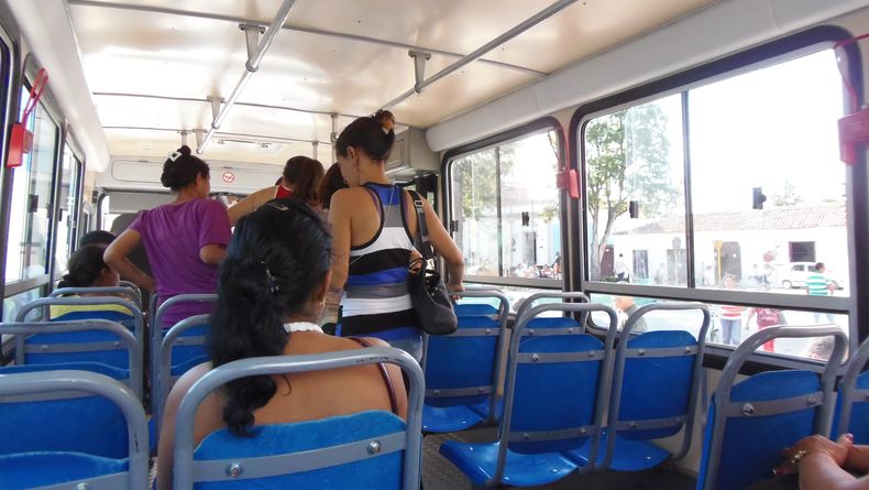 Omnibus Diana en Bayamo, Cuba.