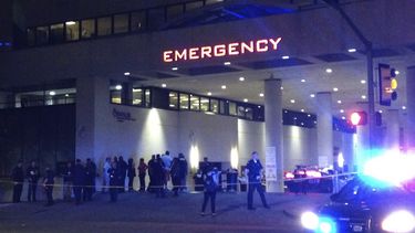 dallas: agresor tenia arsenal en casa