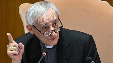 el enviado del papa para la guerra en ucrania, el cardenal zuppi, viaja manana a moscu