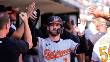 Taylor Ward (3), de los Orioles de Baltimore, celebra después de anotar frente a los Tigres de Detroit durante la 12ma entrada del juego de béisbol de Grandes Ligas contra los Tigres de Detroit, el miércoles 29 de julio de 2026, en Detroit. (AP Foto/Paul Sancya)