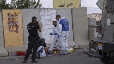 Un palestino muere abatido tras arrollar a soldado israelí