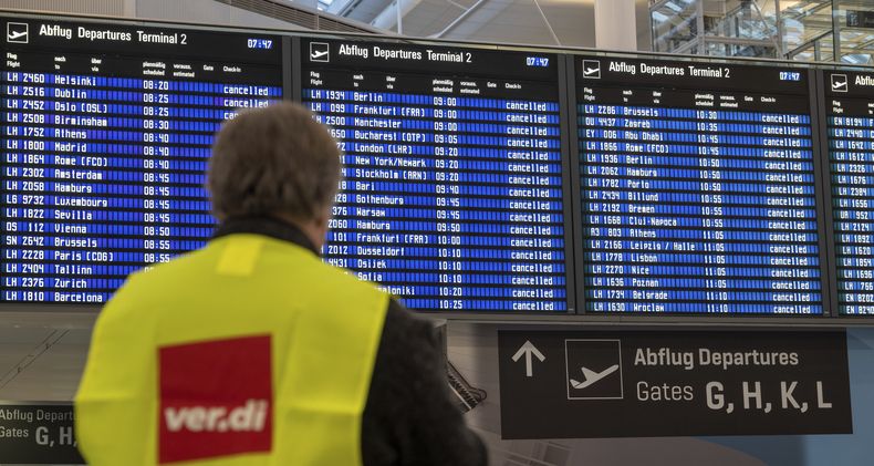 EUR-ECO ALEMANIA-HUELGA AEROPUERTOS