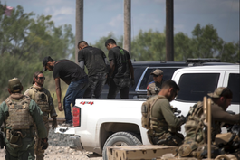 un condado de texas declara  invasion de inmigrantes en la frontera sur con mexico