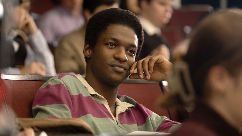 En esta imagen proporcionada por el Instituto Sundance, Jay Will en una escena de Rob Peace de Chiwetel Ejiofor, una película de la selección oficial del Festival de Cine de Sundance 2024. (Gwen Capistran/Sundance Institute vía AP)