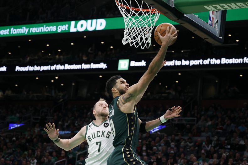 DEP-BAS BUCKS-CELTICS