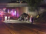 california: mueren 3 adolescentes al volcar su auto