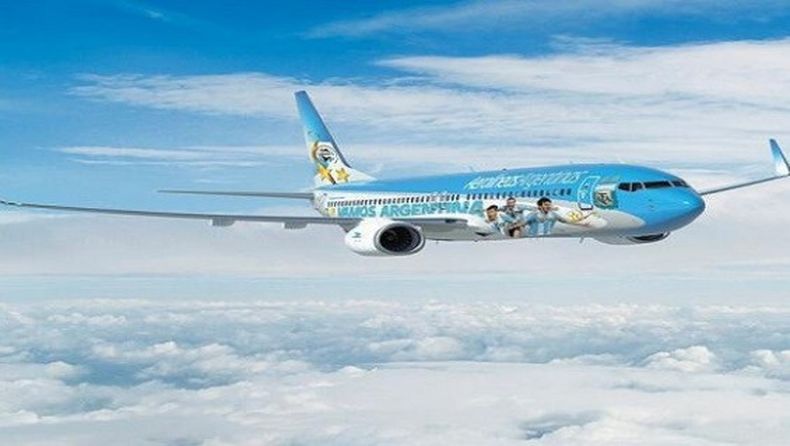 No expide billetes a más de 30 días; cuando la aerolínea de EE.UU. limitó a 90 días sus ventas en la Argentina.