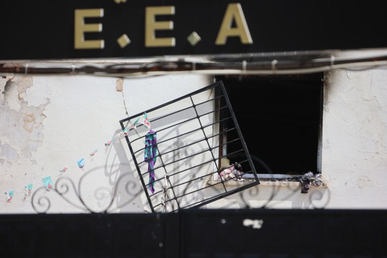Vista del orfanato dañado por un incendio en Mohammedia, cerca de Argel, Argelia, el jueves 16 de julio de 2026. (Foto AP)