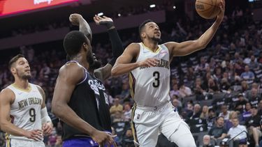 Pelicans vencen a Kings, logran boleto al play-in en Oeste